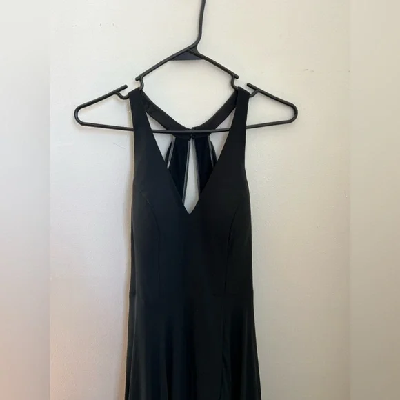 Azazie Black Open Back V Neck Dress A2 - Picture 4 of 7